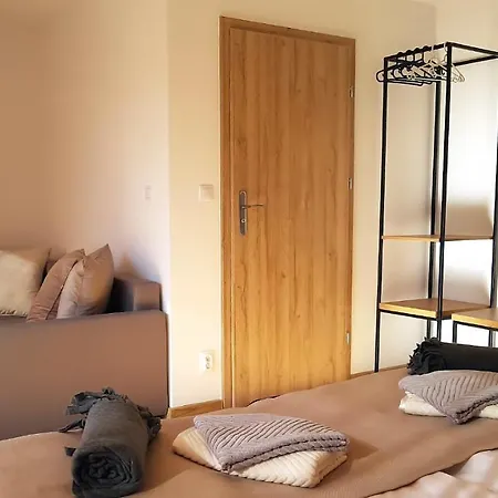 Wodnik Uslugi Hotelarskie, Rowy (Pomerania)