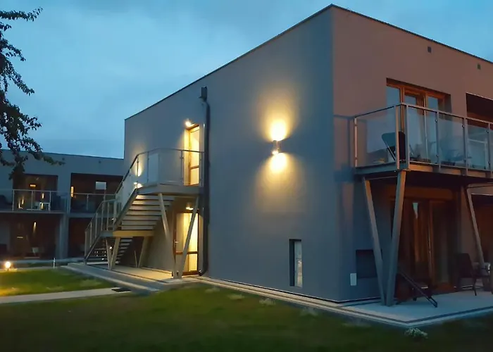 Wodnik Uslugi Hotelarskie, Rowy (Pomerania)